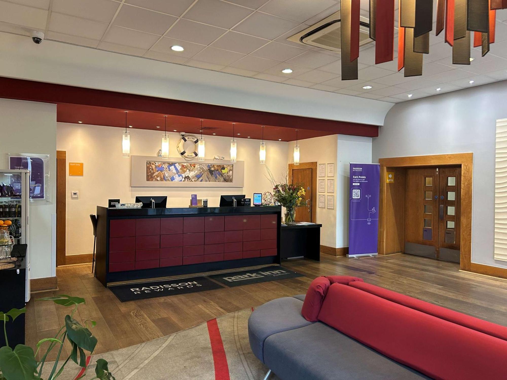 Park Inn by Radisson Palace Southend-on-Sea Bagian luar foto